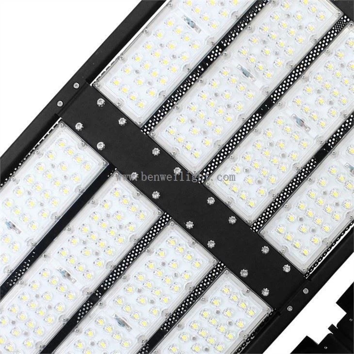 lights used in cricket stadium